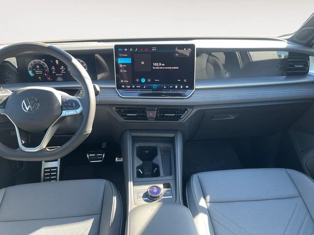 New 2026 Beige Volkswagen 2.0T SE R-Line Black image 10