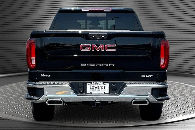 New 2026 Onyx Black GMC SLT image 4