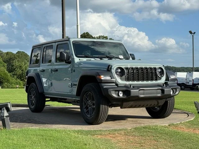 New 2026 Earl Clearcoat Jeep Sport S image 1