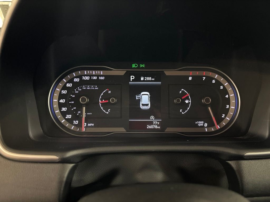 Used 2023 White Hyundai SEL image 16
