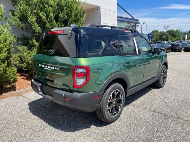 New 2025 Eruption Green Metallic Ford Outer Banks® image 7
