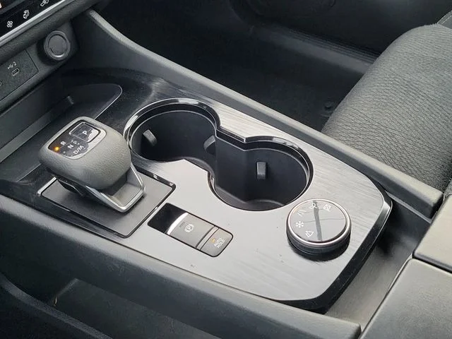 Used 2024 Gray Nissan SV image 30