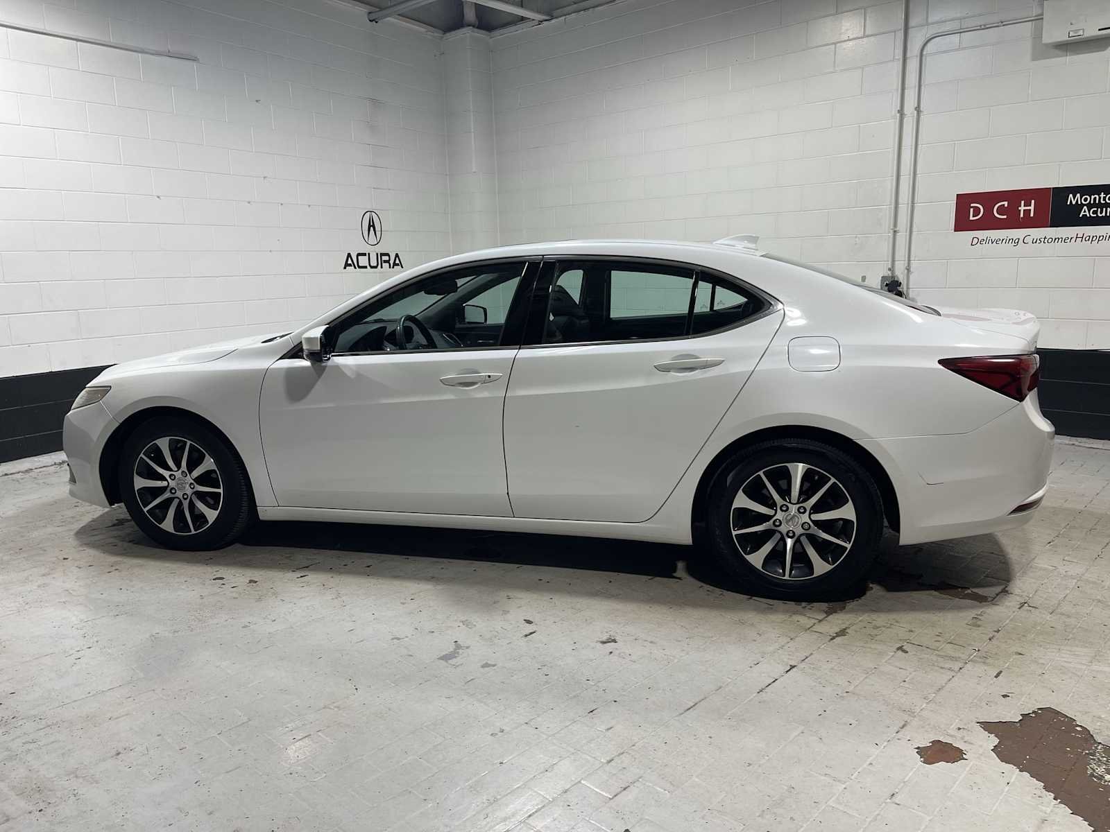 Used 2016 Bellanova White Pearl Acura  image 3