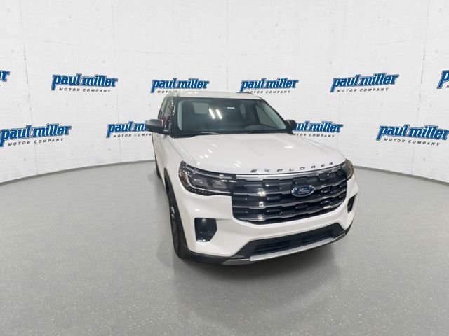 Certified Used 2025 White Metallic Ford Active image 4