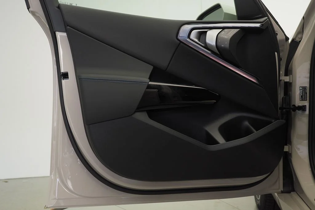 New 2026 Beige BMW 30 xDrive image 6