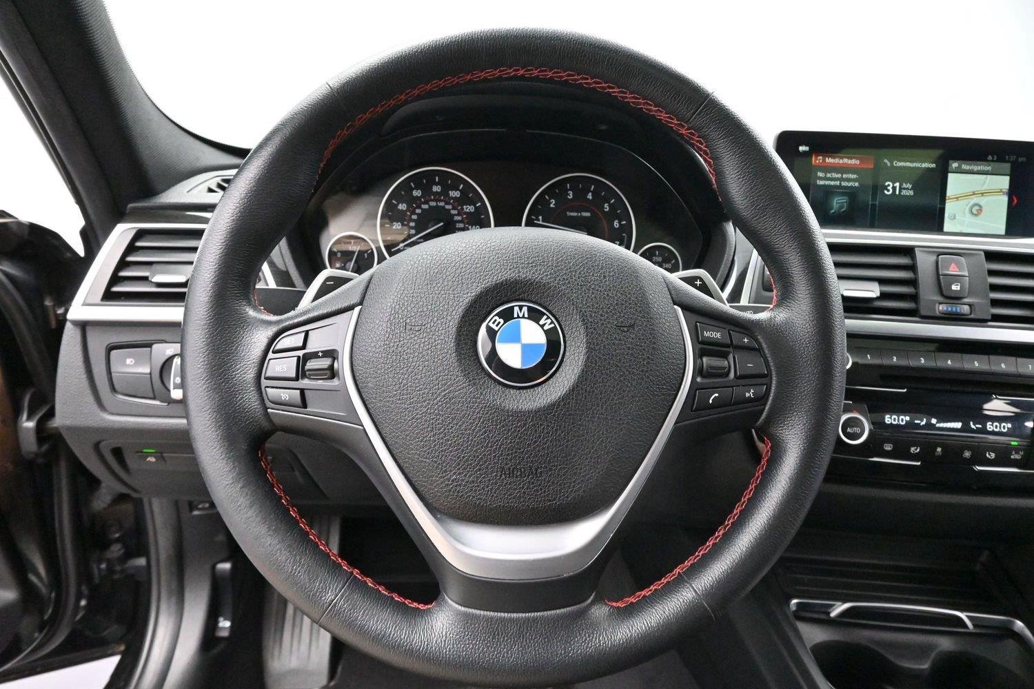 Used 2018 Black Sapphire Metallic BMW 330i image 14