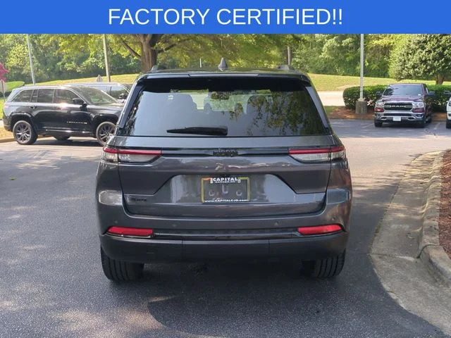 Used 2025 Gray Jeep Altitude X image 4