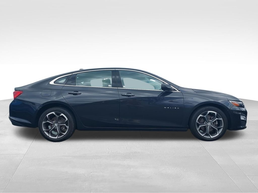 Used 2023 Gray Chevrolet LT image 9