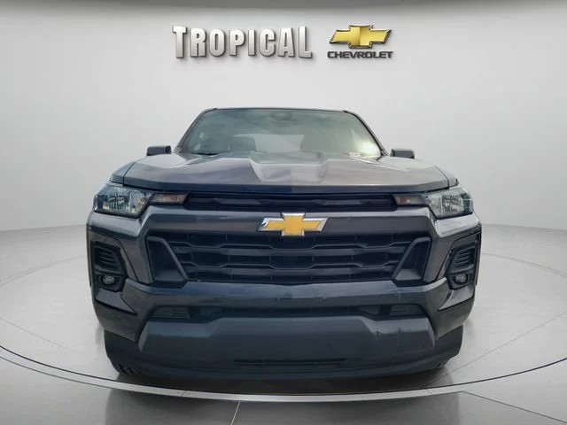 Used 2023 Black Chevrolet LT image 5