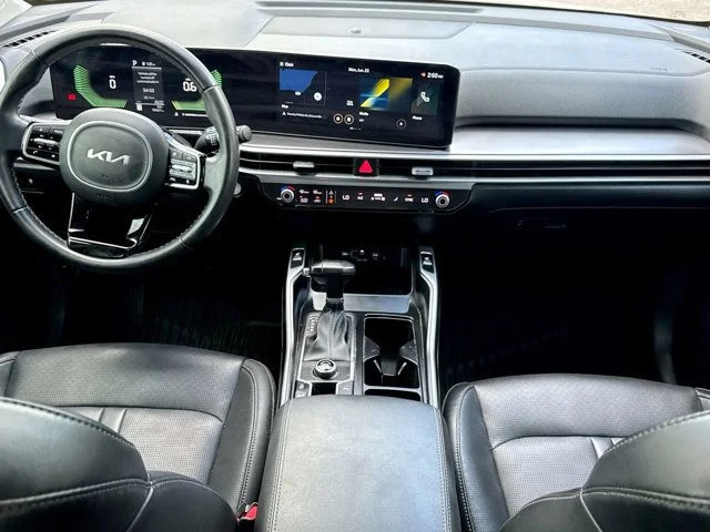 Used 2024 Gray Kia S image 10