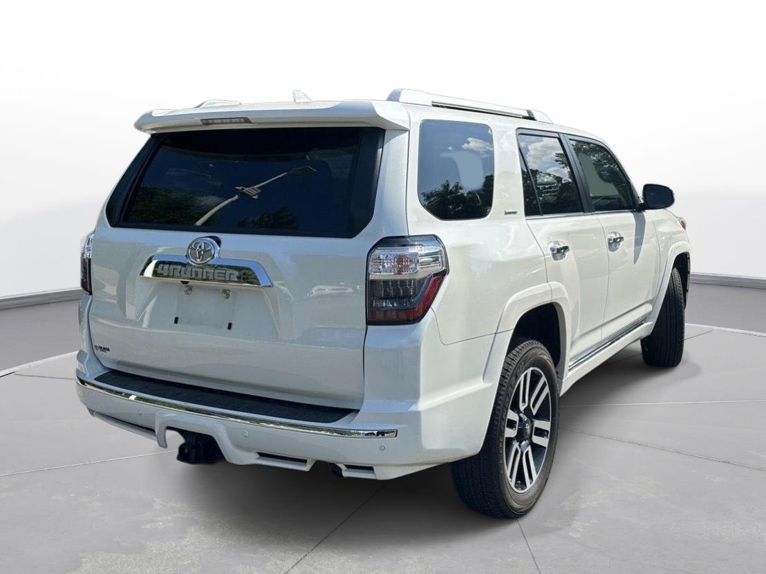 Used 2022 Blizzard Pearl Toyota Limited image 6