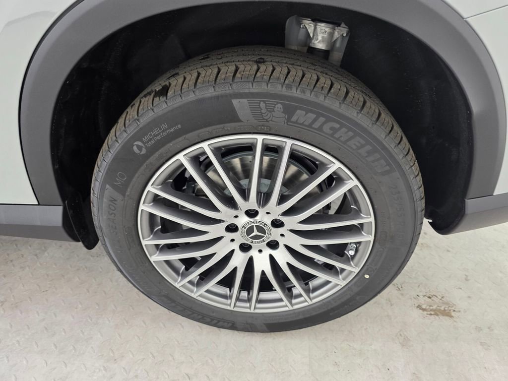 New 2026 MANUFAKTUR Alpine Grey Mercedes-Benz GLC 300 image 21