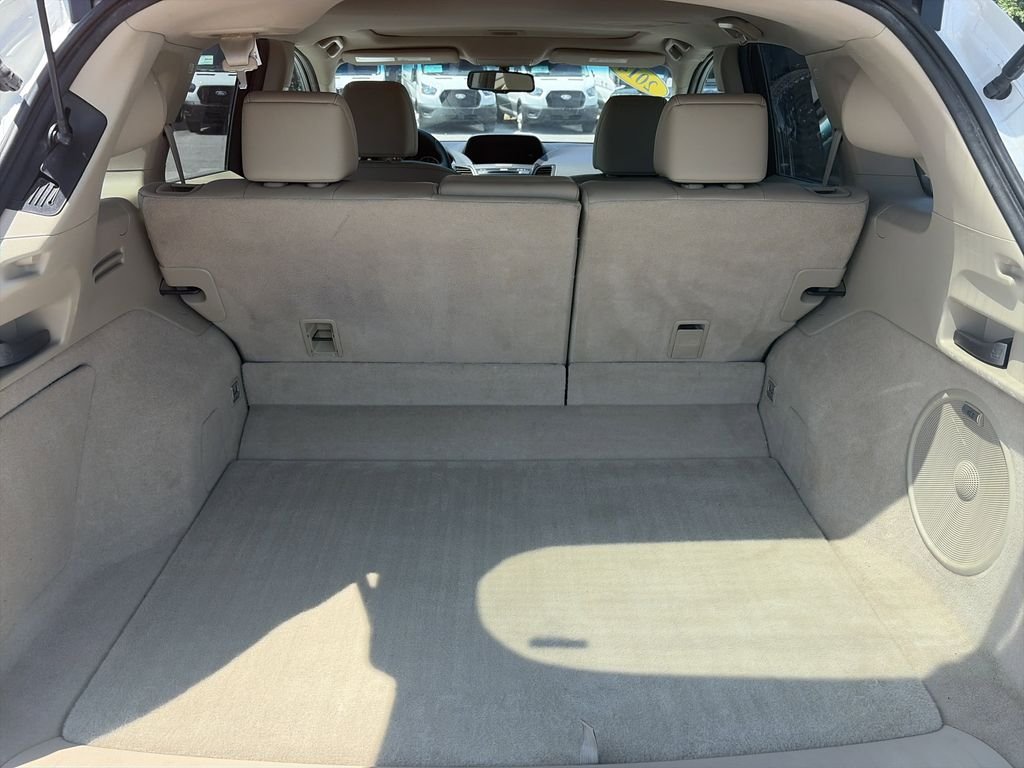 Used 2014  Acura Technology Package image 30