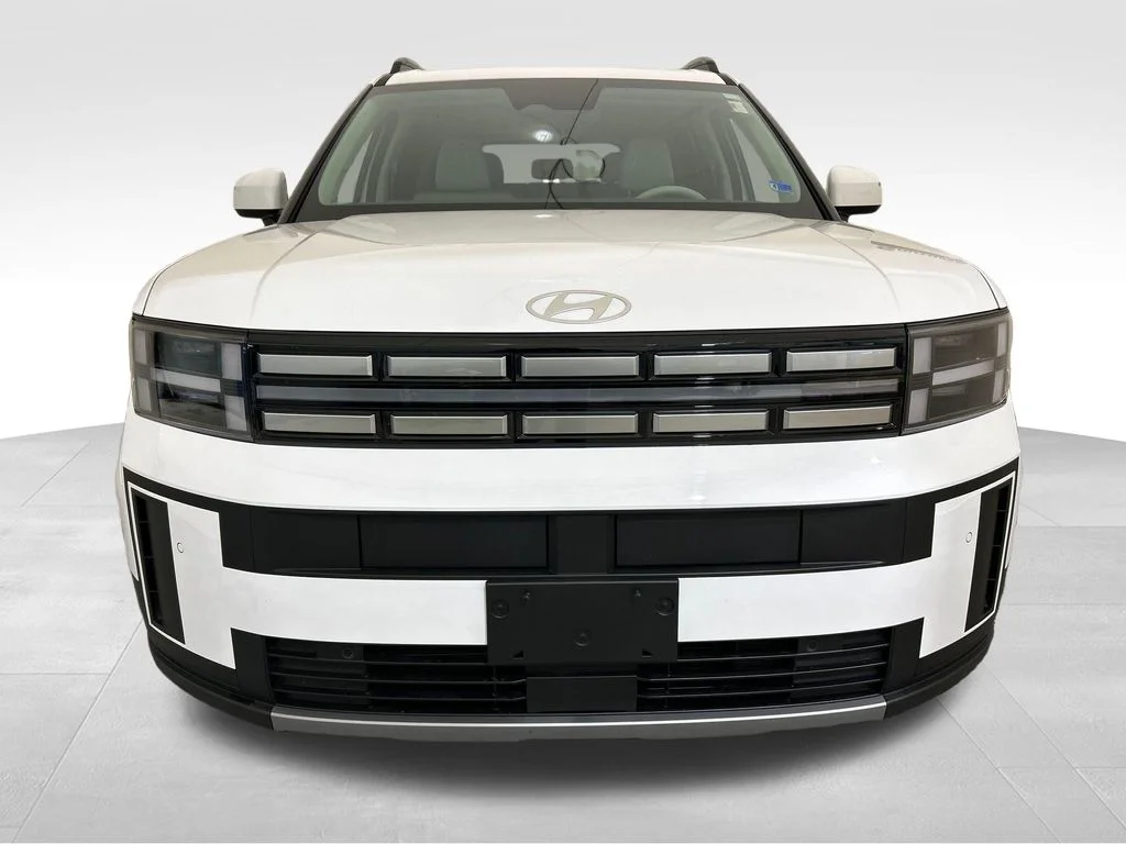 Used 2026 White Hyundai SEL image 9