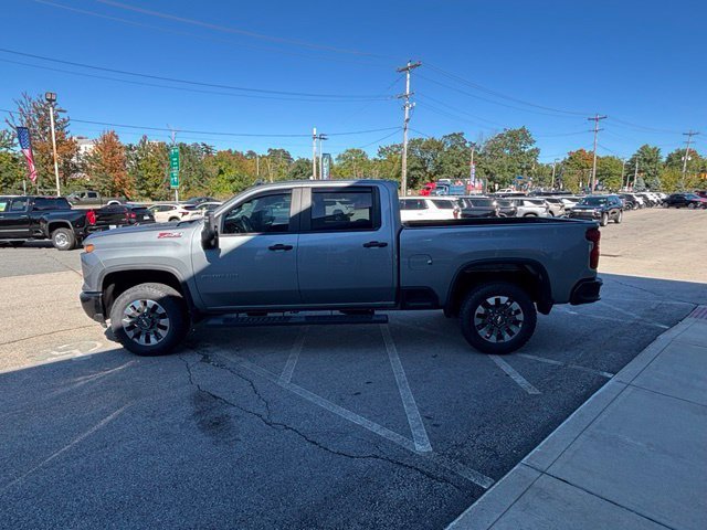 2024 Chevrolet Silverado 2500HD Custom - Photo 10
