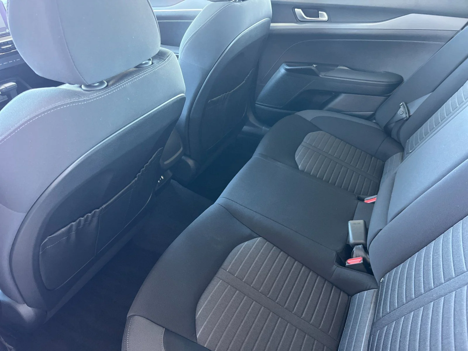 New 2026 White Kia LXS image 12