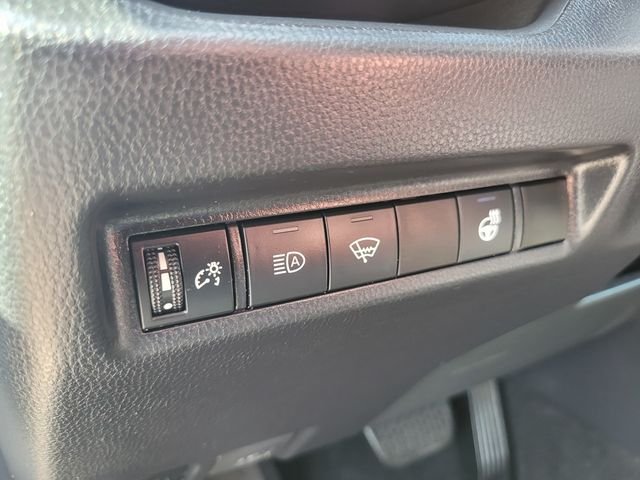 Used 2021 Gray Toyota XLE image 19