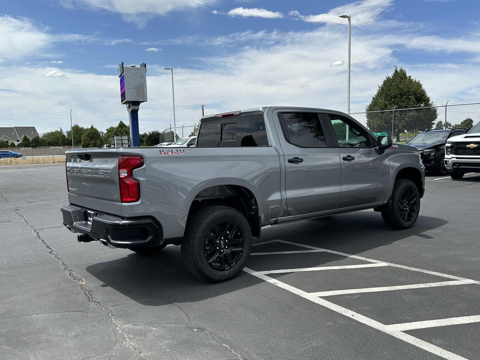 2026 Chevrolet Silverado 1500 LT Trail Boss - Photo 8