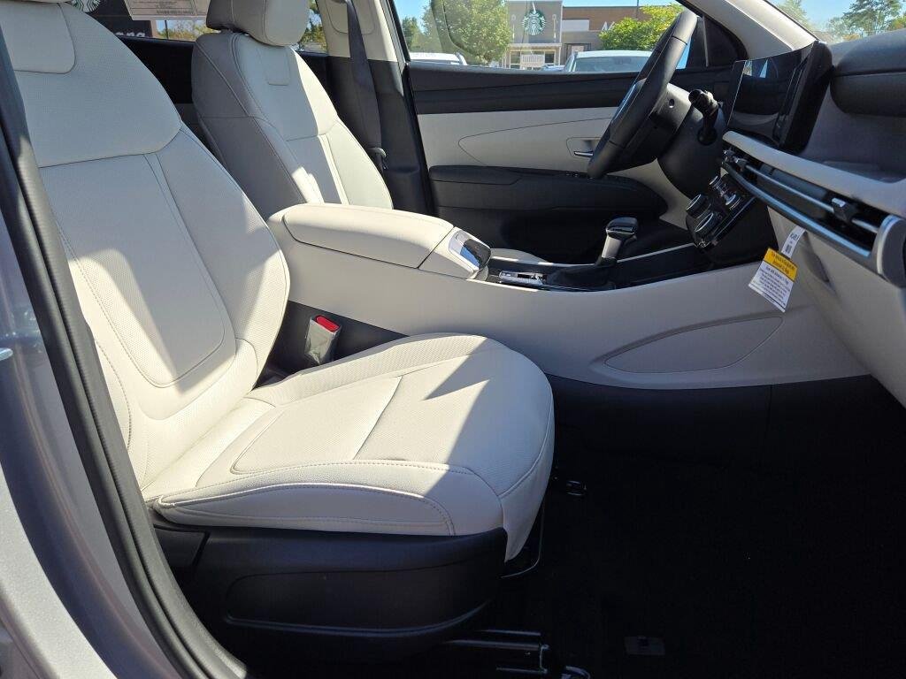 New 2026 Shimmering Silver Hyundai SEL Premium AWD image 4