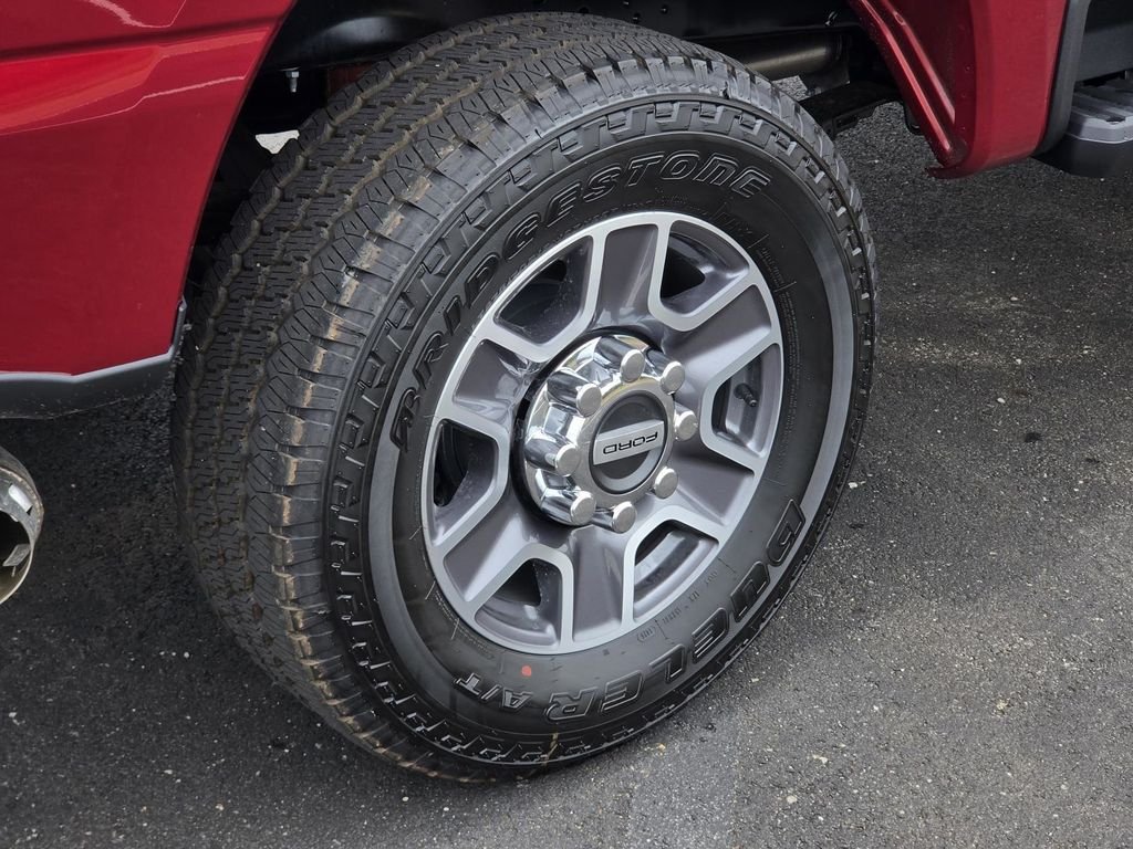 New 2026 Ruby Red Metallic Tinted Clearcoat Ford F-250® Lariat® image 47