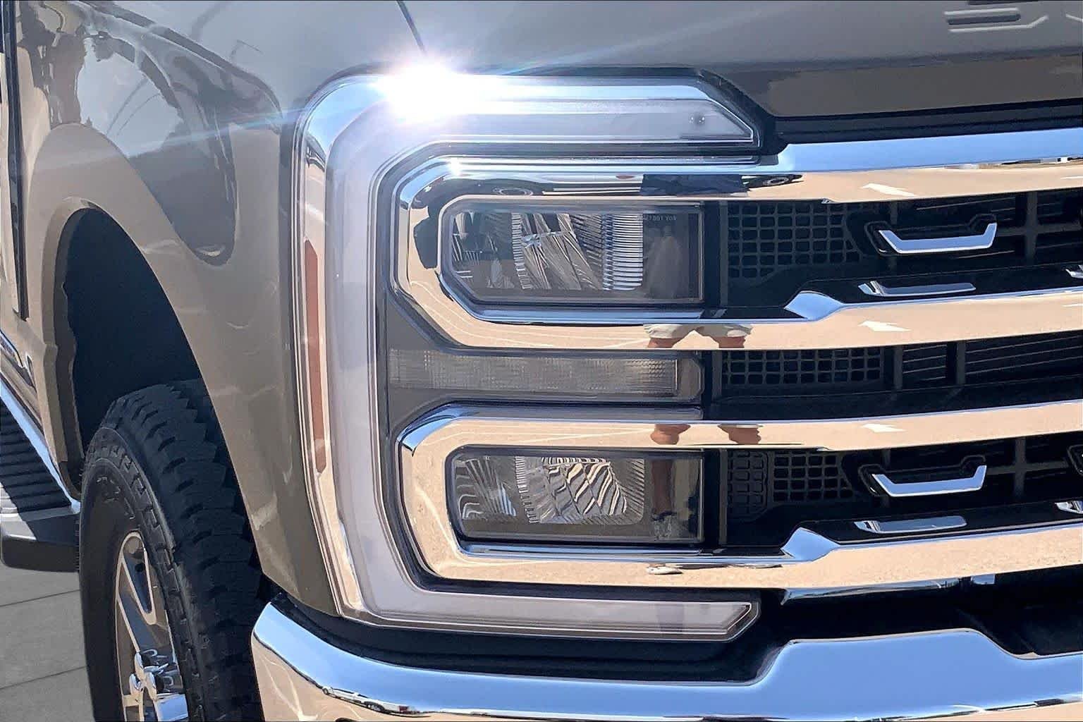 New 2026 Marsh Gray Ford F-250® Lariat® image 13