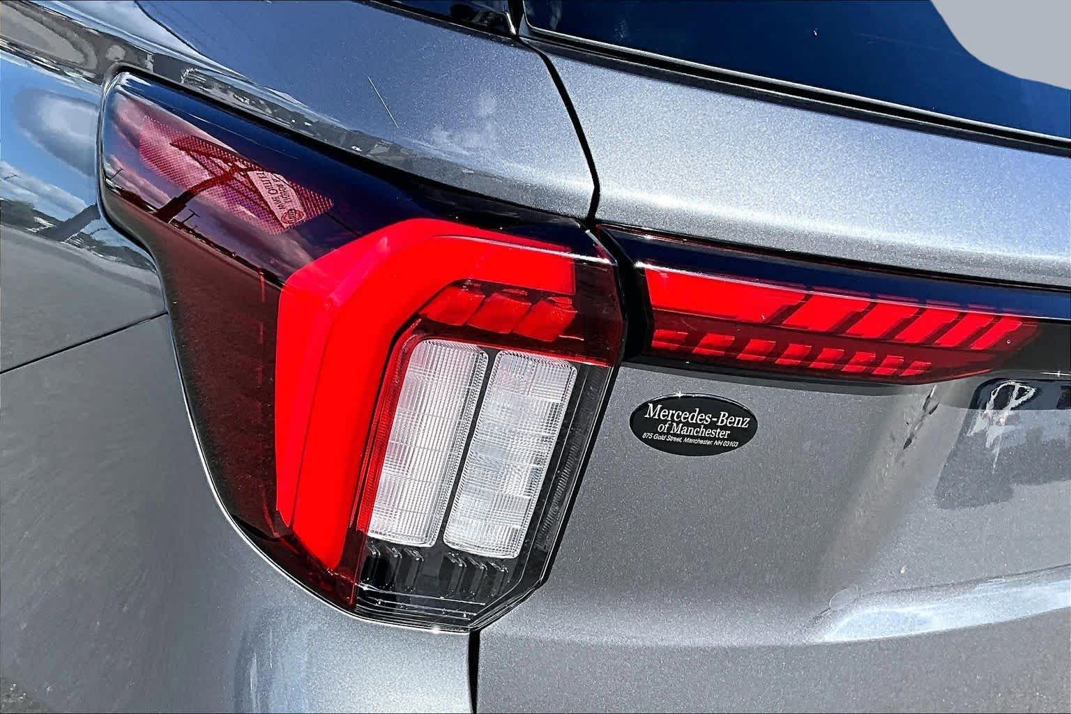 Used 2025 Carbonized Gray Ford ST-Line image 26