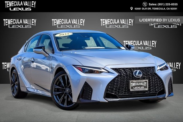 2025 Lexus IS 300
