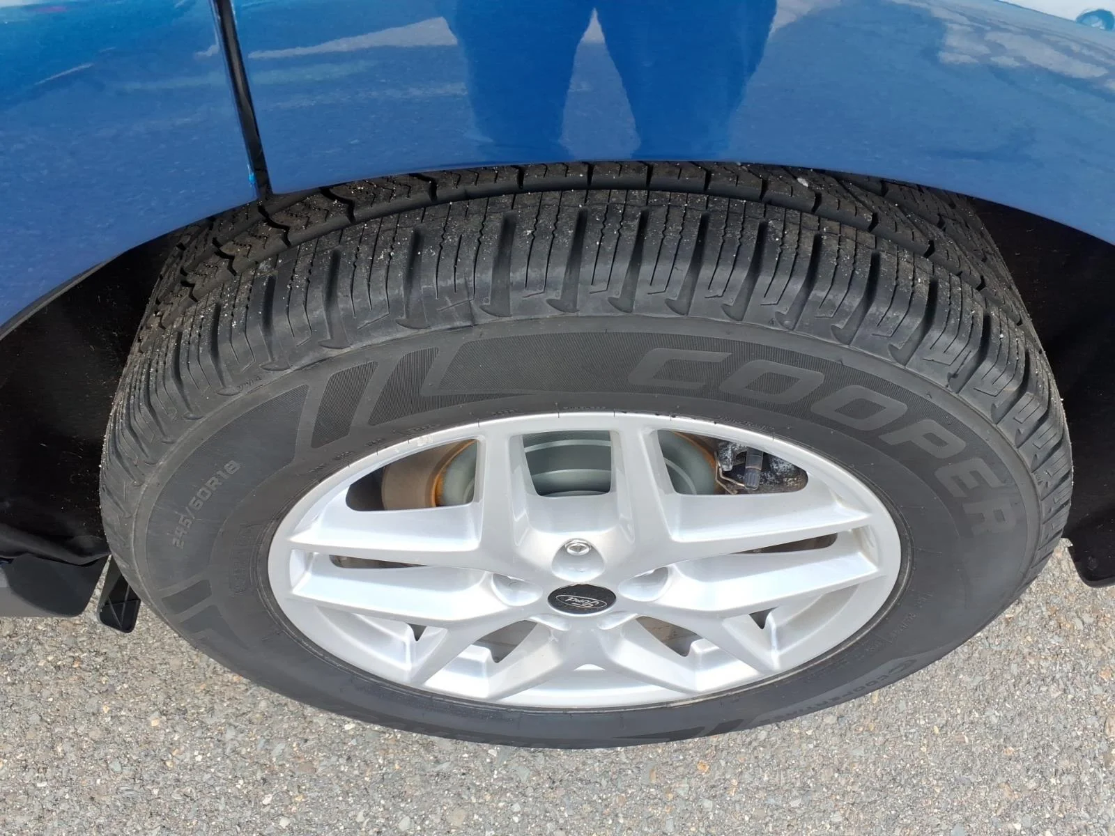 Used 2024 Blue Metallic Ford SEL image 8