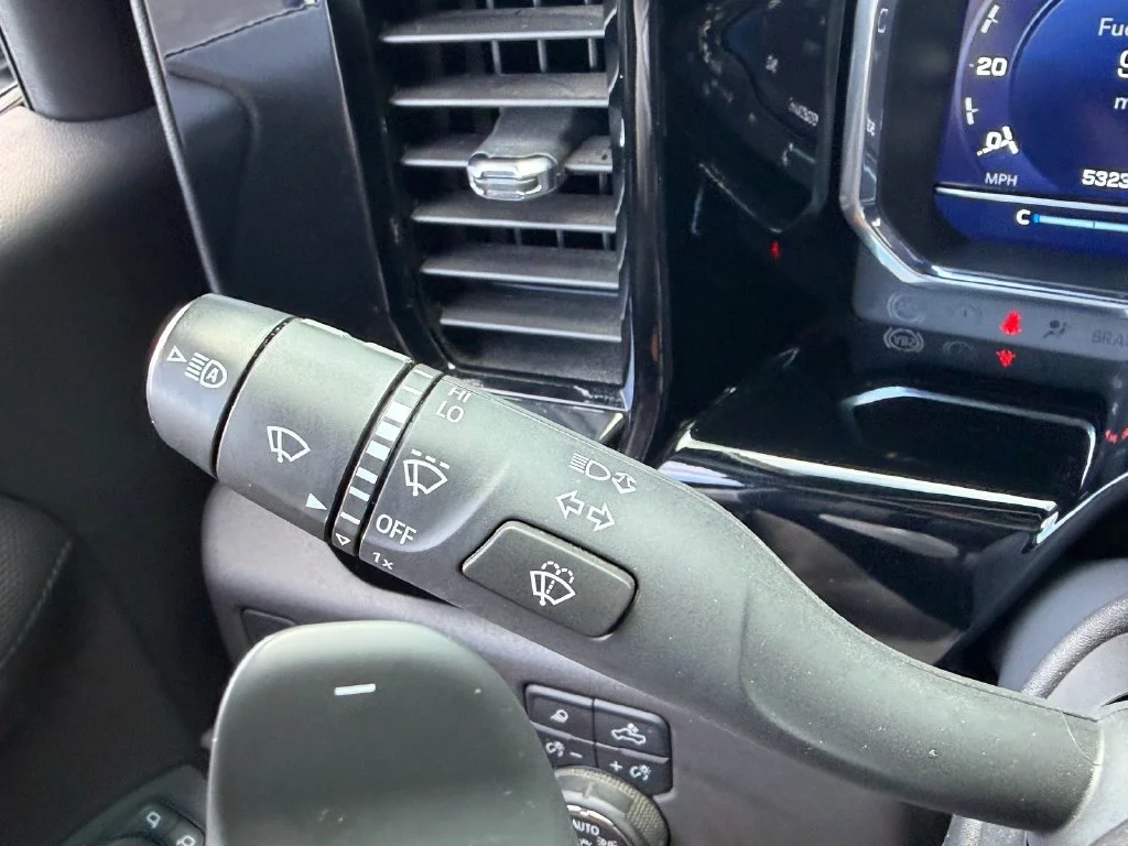 Used 2024 Gray Chevrolet ZR2 image 33