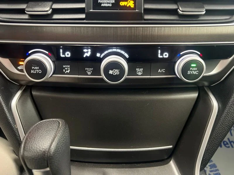 Used 2022  Honda LX image 27