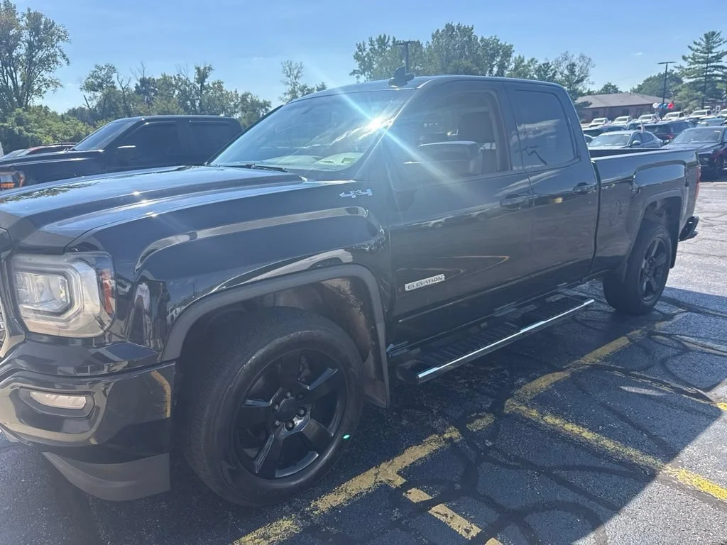 Used 2016 Black GMC NA image 2