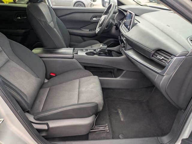 Used 2024 Silver Nissan SV image 25