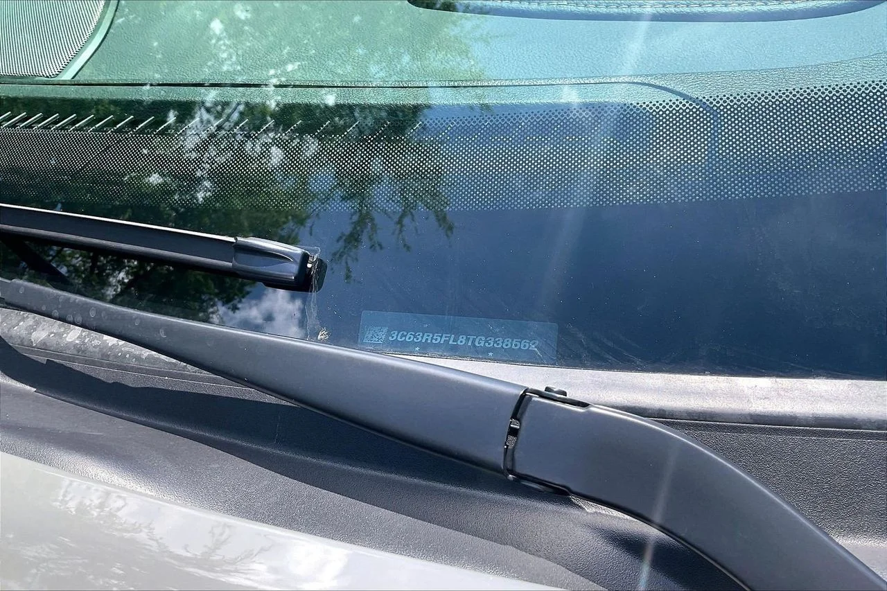 New 2026 Ceramic Gray Clear-Coat Exterior Paint RAM Laramie image 37