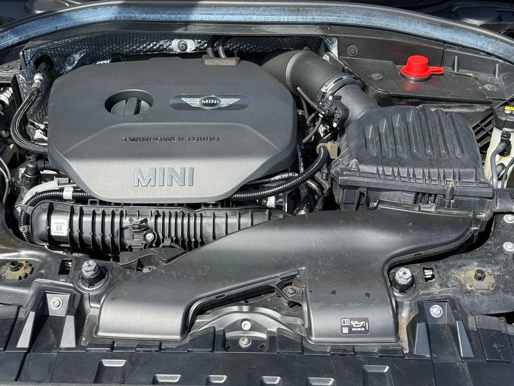 Used 2017 Black MINI Clubman image 10
