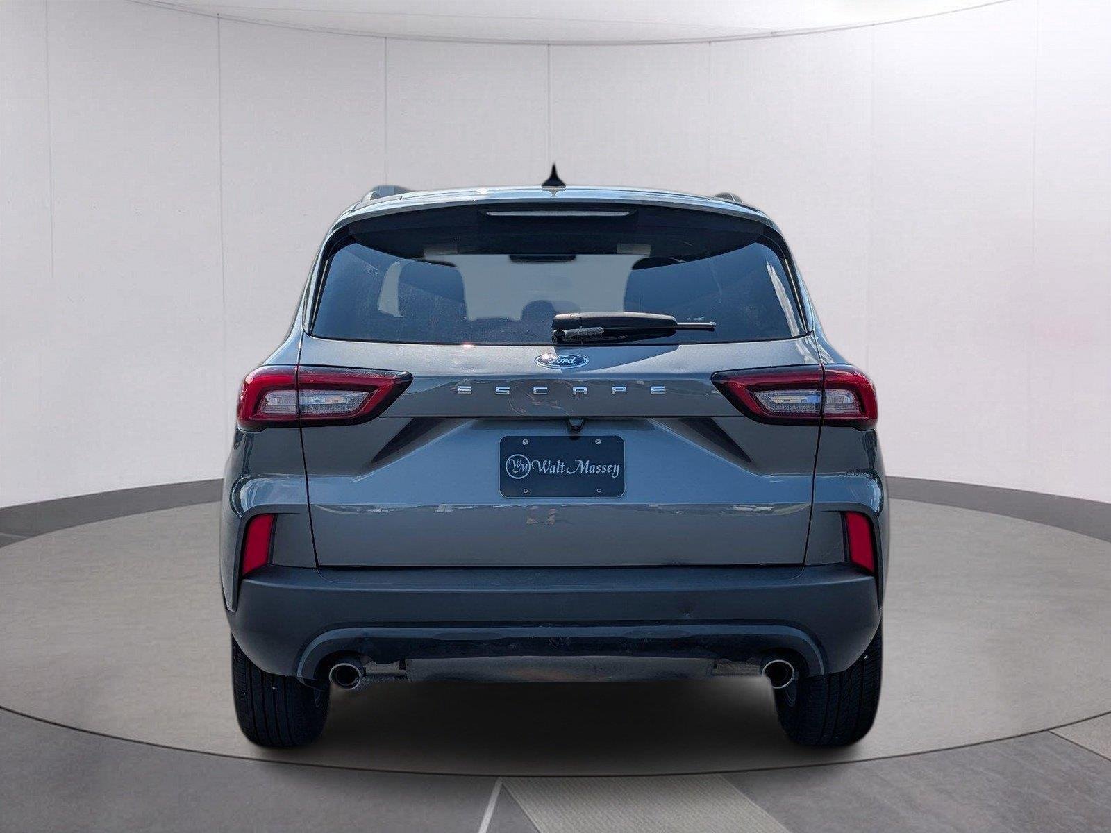 Used 2025 Carbonized Gray Ford ST-Line image 4