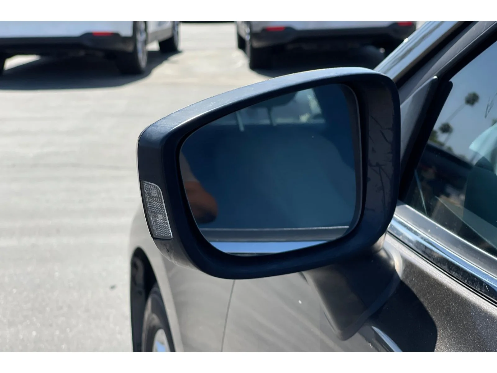Used 2016 Titanium Flash Mica Mazda i Touring image 50