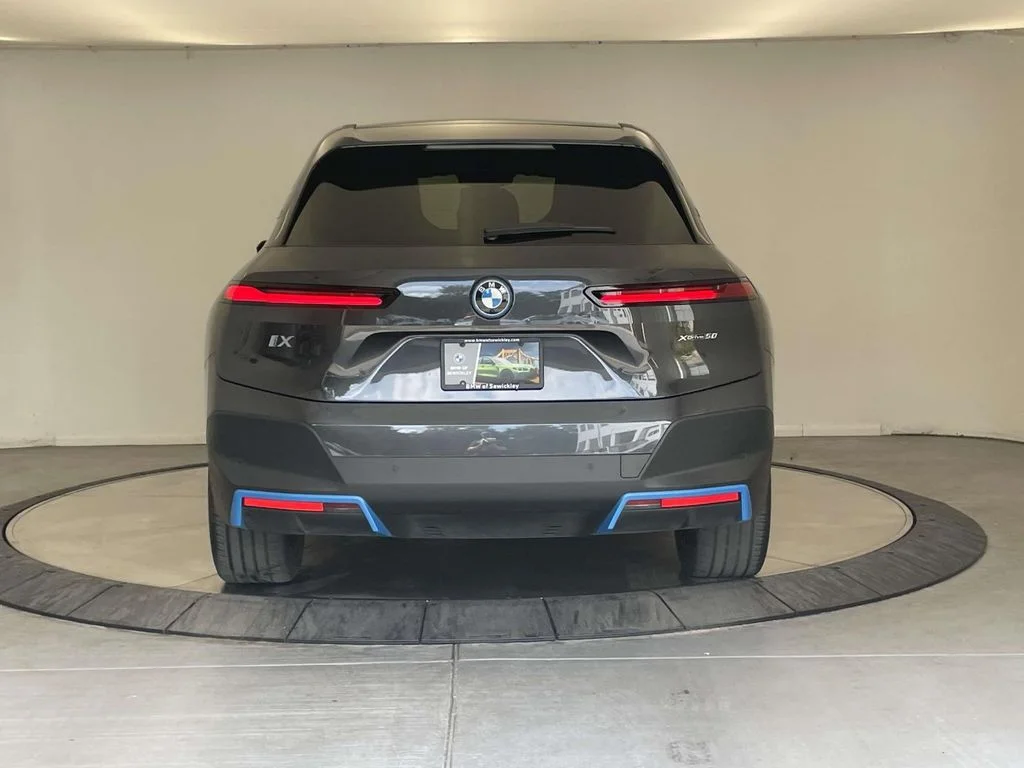 Certified Used 2024 Gray BMW xDrive50 image 4