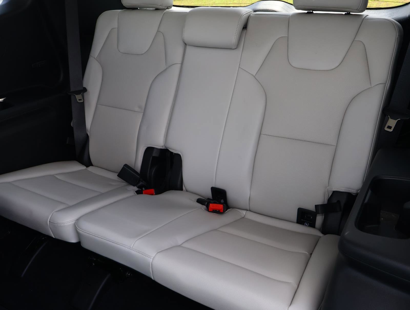 2025 Kia Telluride S - Photo 20