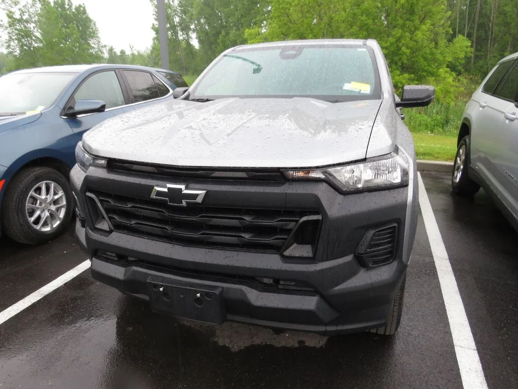 Used 2024 Gray Chevrolet Work Truck image 9