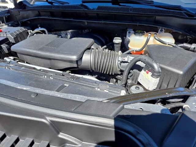 Used 2025 Gray Chevrolet Premier image 23