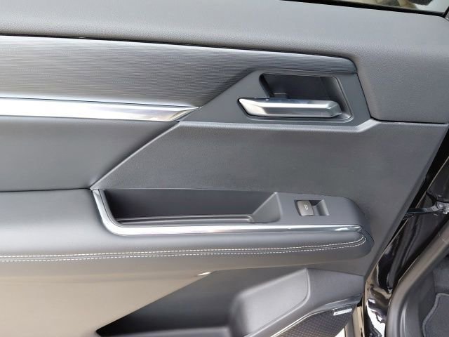 New 2026 Ebony Twilight Metallic GMC Elevation image 28