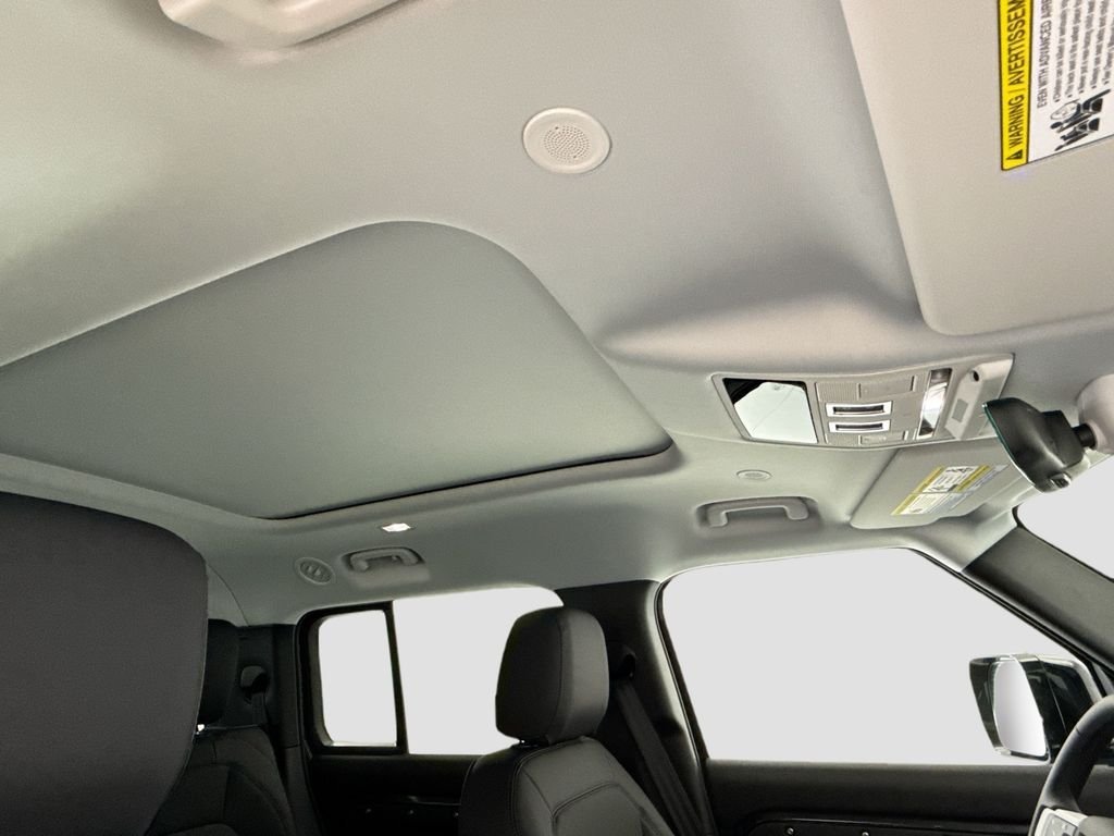 New 2026 Carpathian Grey LAND ROVER X-Dynamic SE image 17