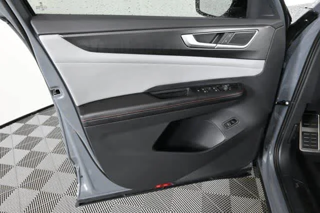 New 2026 Pure Gray Volkswagen 2.0T Peak Edition image 29
