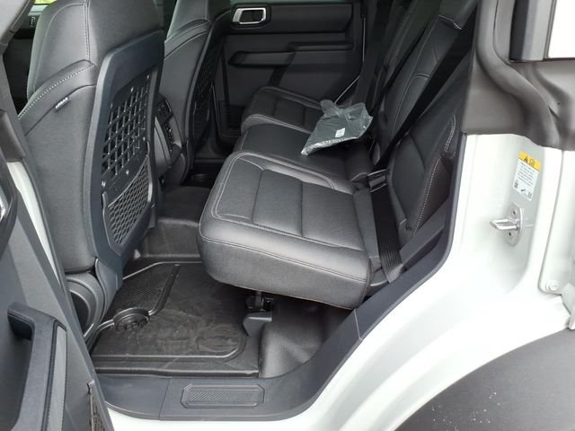 New 2026 Avalanche Gray Ford Badlands image 22