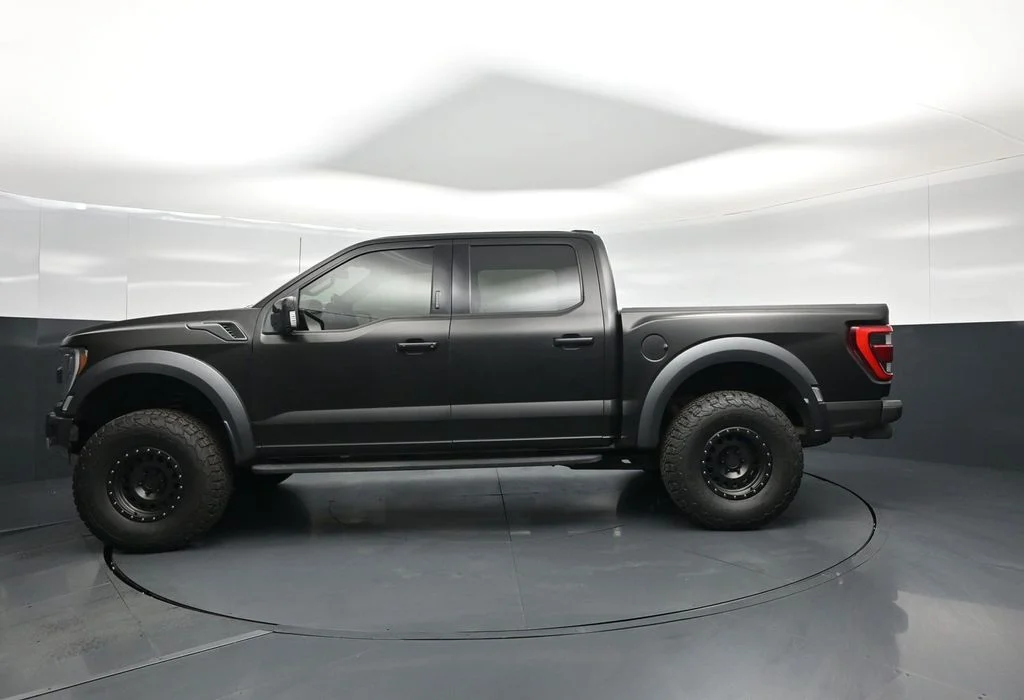 Used 2021 White Ford Raptor image 29