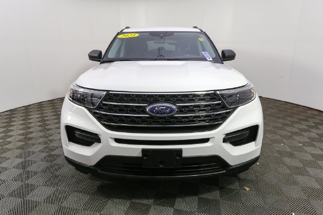 Used 2023 White Ford XLT image 4