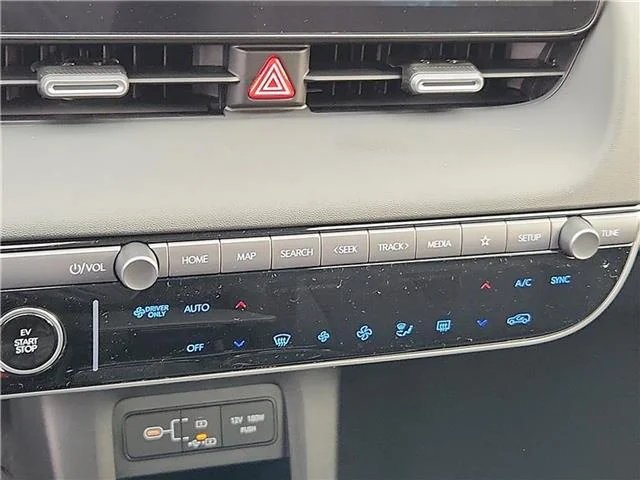 New 2026 Cyber Gray Hyundai SE image 15