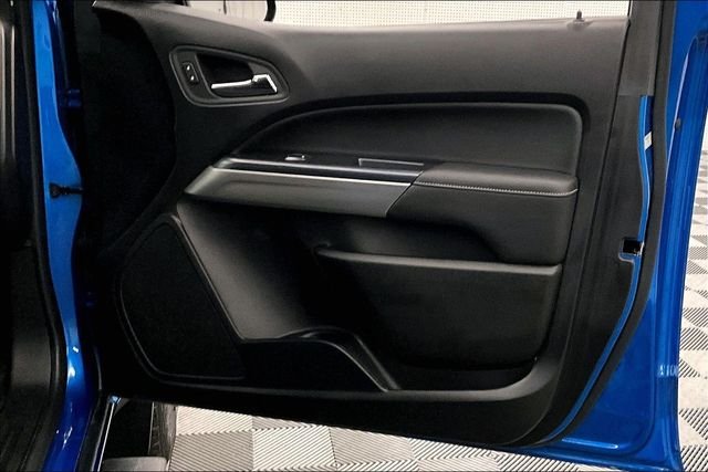 Used 2021 Dynamic Blue Metallic GMC Elevation image 21