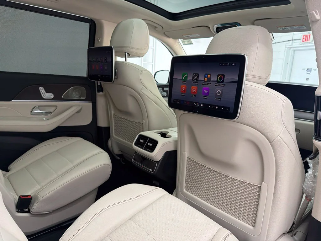 New 2027 White Mercedes-Benz GLS 450 image 29