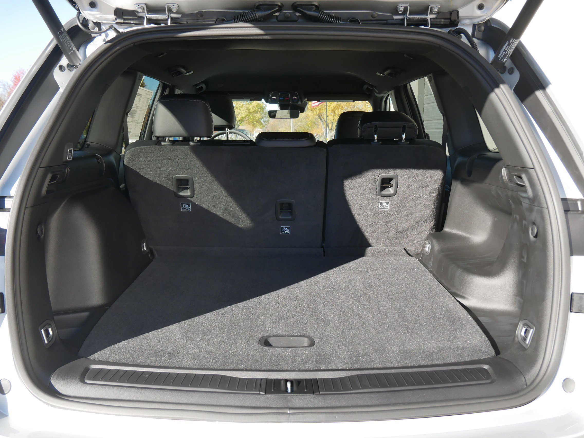 2025 Jeep Grand Cherokee Limited photo 4